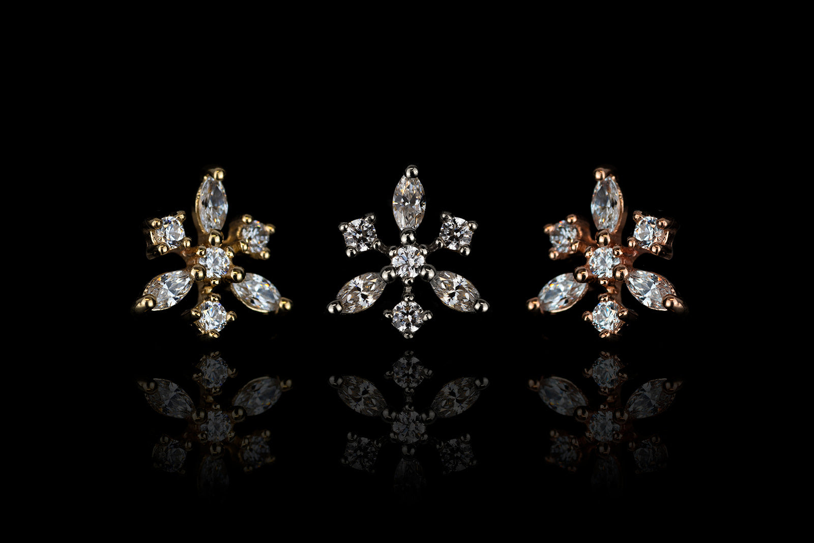 Gold Snowflake - Anna