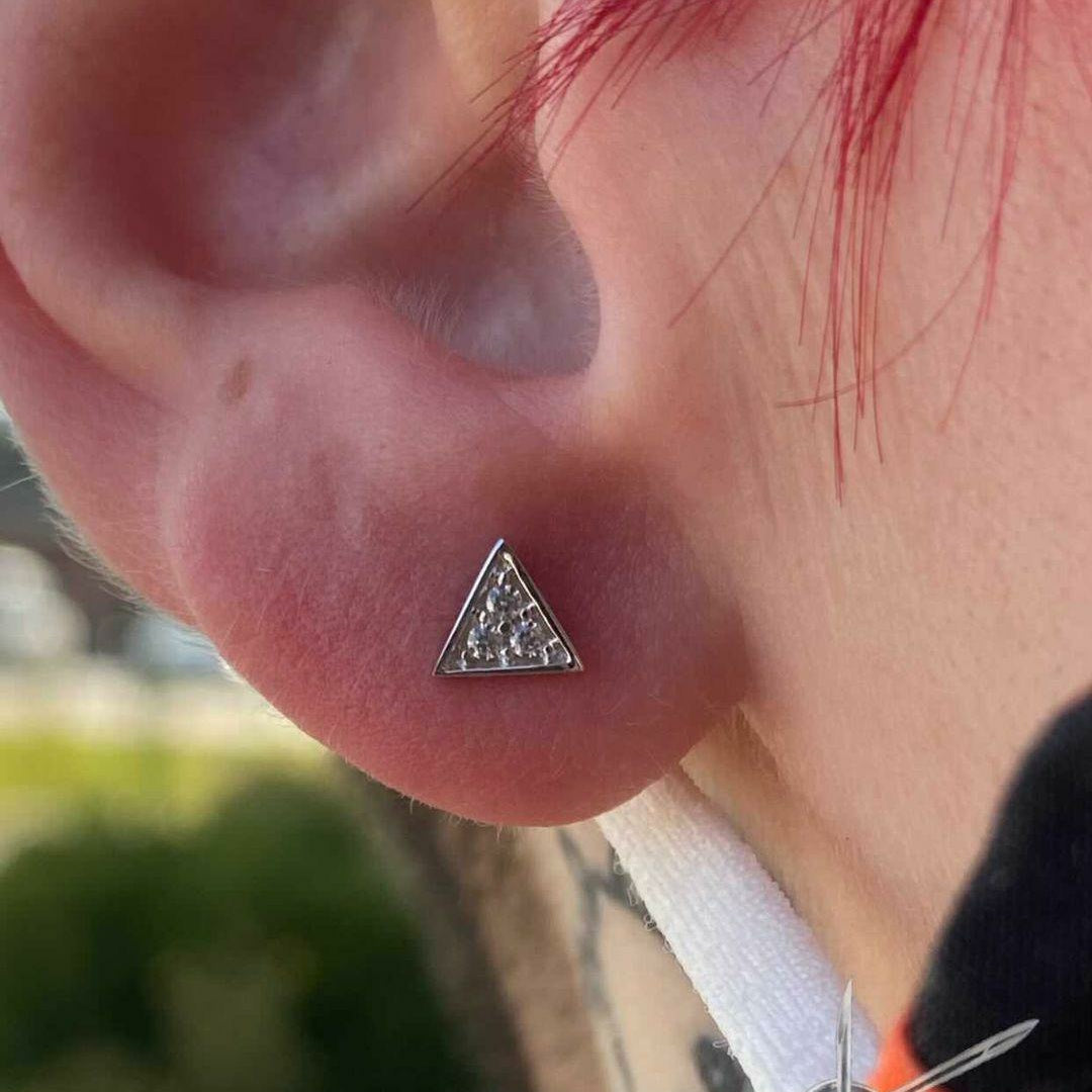 2024年 お歳暮・冬ギフト特集 CZ 3 with Triangle Gold stones Jewelry Junipurr – アクセサリー