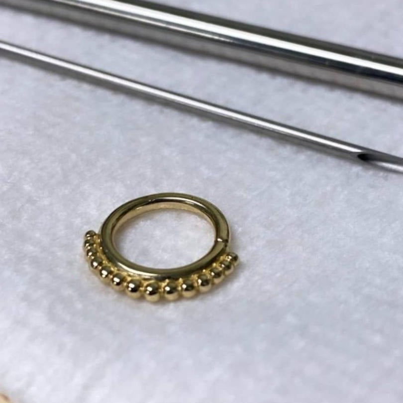 Gold Beaded Seam Ring (16G)
